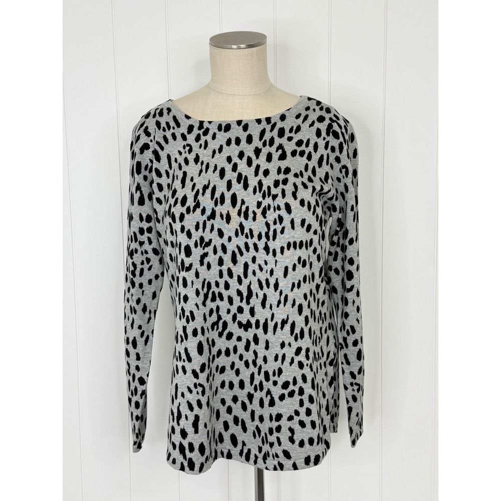 Belle by Kim Gravel Gray Animal Print Pullover Sweater Medium Spotted Leopard